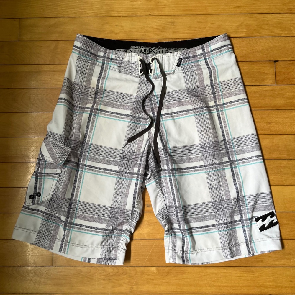 Billabong Platinum X Stretch Board Shorts Mens 31 Plaid White Grey M104NRUS